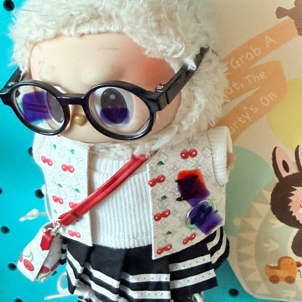 7 pc outfit for Pop marts 15/17 cm Labubu doll. Doll not included. New